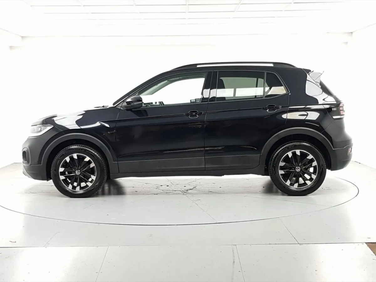 Volkswagen T-Cross Hatchback, Petrol, 2021, Black