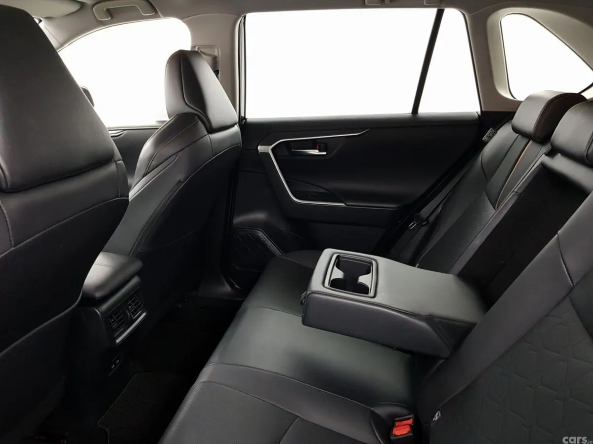 Toyota RAV4 SUV, Petrol Hybrid, 2023, Black