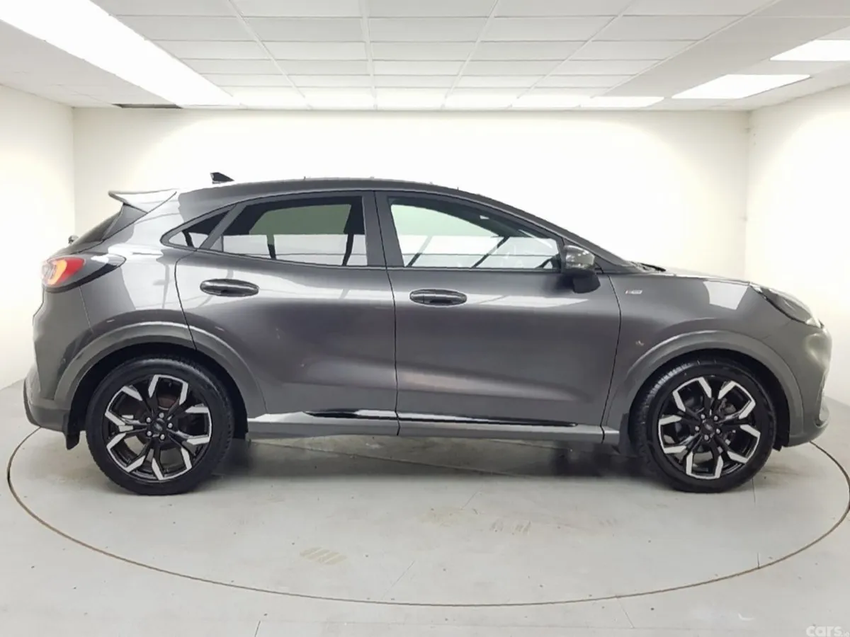Ford Puma MPV, Petrol Hybrid, 2022, Grey