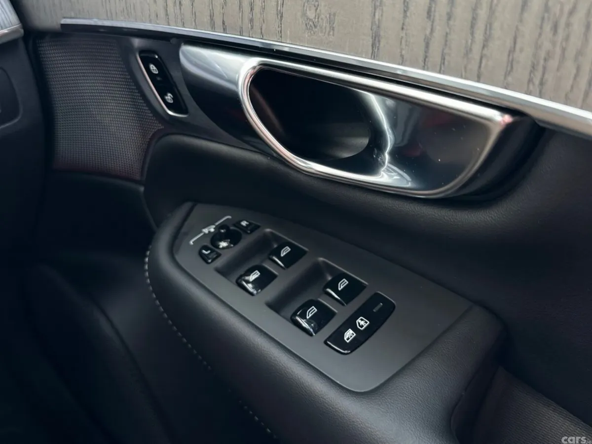 Volvo XC90 SUV, Petrol Plug-in Hybrid, 2024, Grey