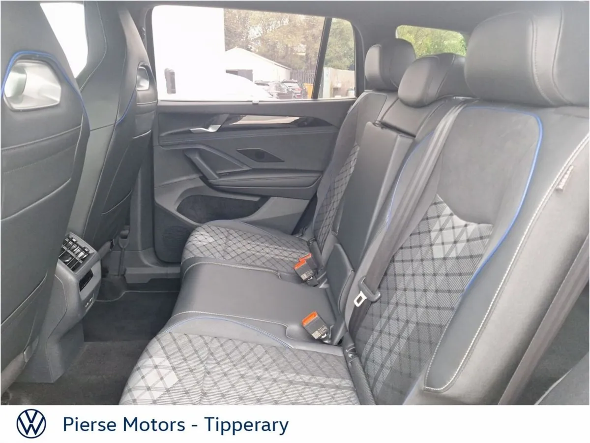 Volkswagen Tayron Estate, Diesel, 2026, Grey