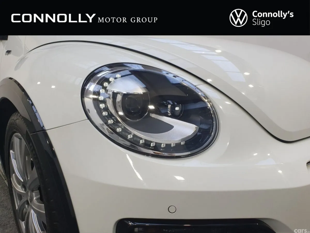 Volkswagen Beetle Hatchback, Petrol, 2019, White