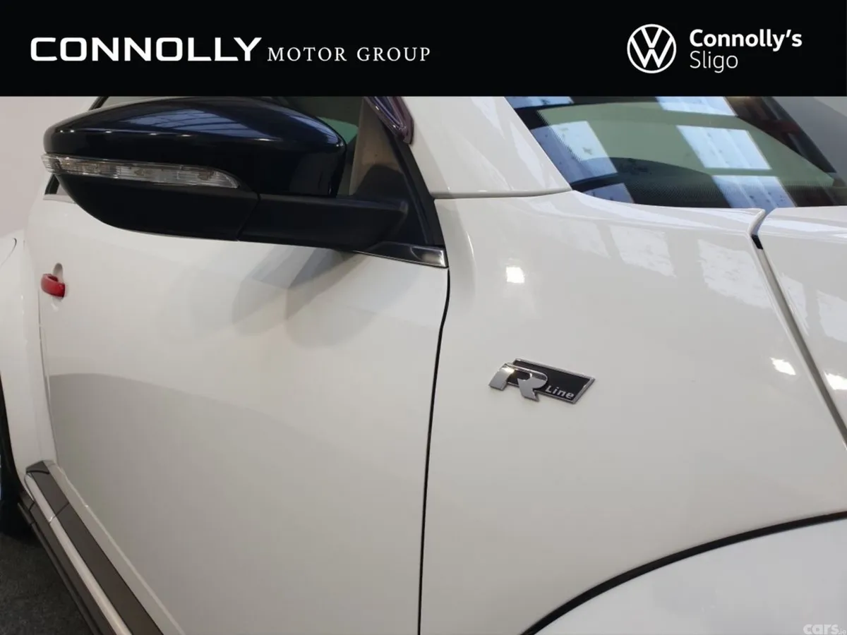 Volkswagen Beetle Hatchback, Petrol, 2019, White