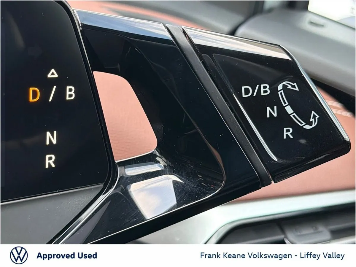 Volkswagen ID.4 SUV, Electric, 2023, Silver