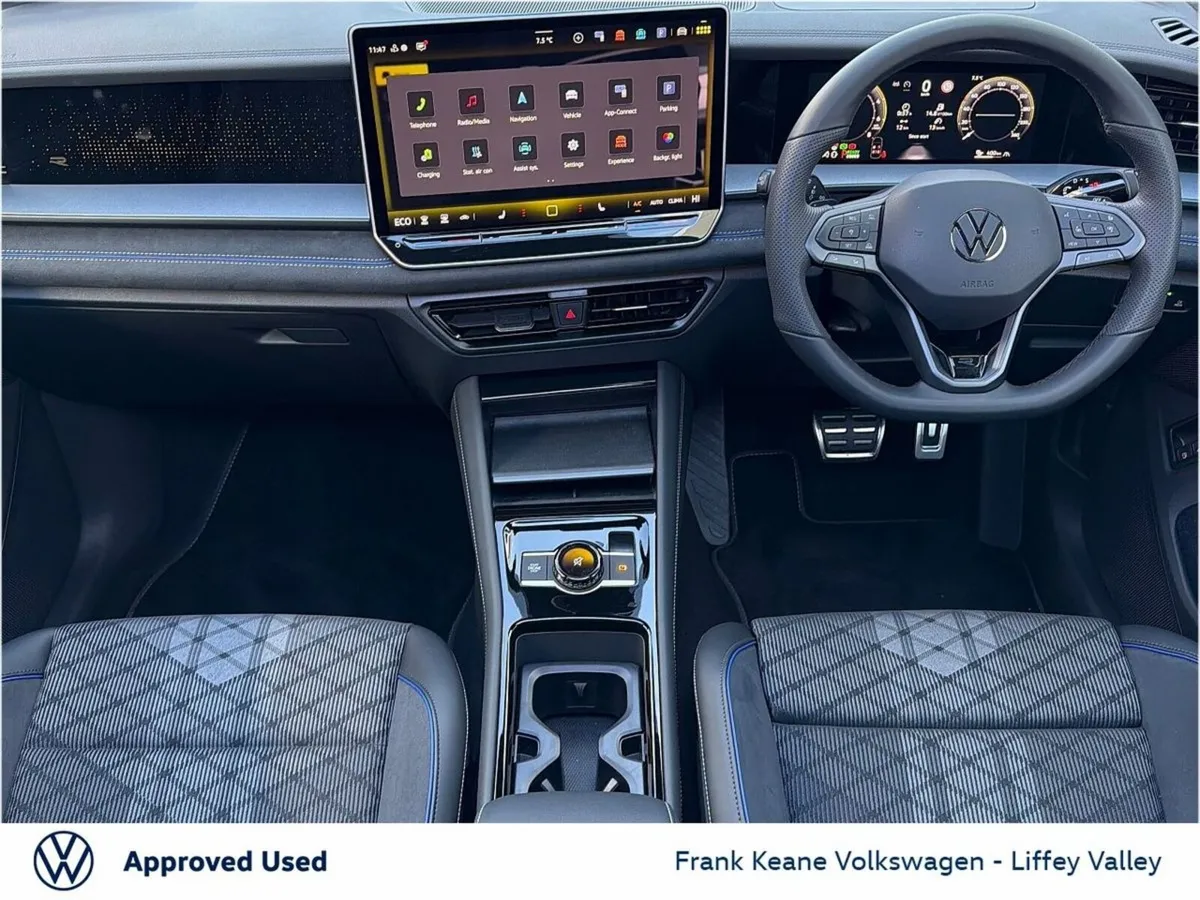 Volkswagen Tayron SUV, Petrol Plug-in Hybrid, 2026, Silver