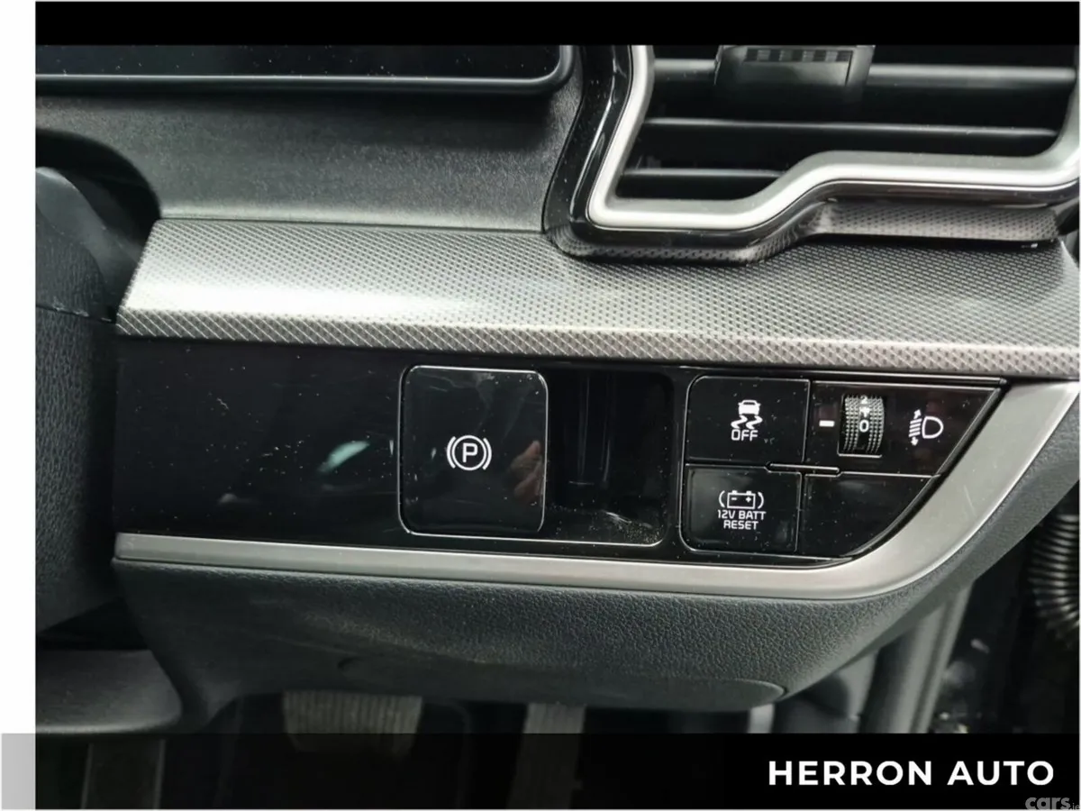 Kia Sportage SUV, Petrol Hybrid, 2024, Black