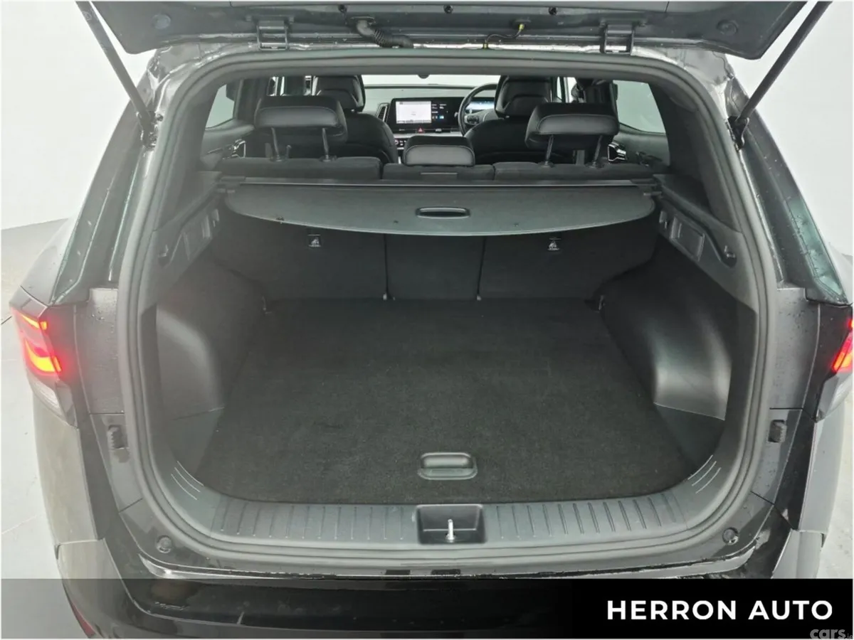 Kia Sportage SUV, Petrol Hybrid, 2024, Black