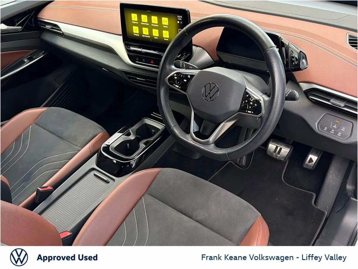 Volkswagen ID.4 SUV, Electric, 2023, Silver