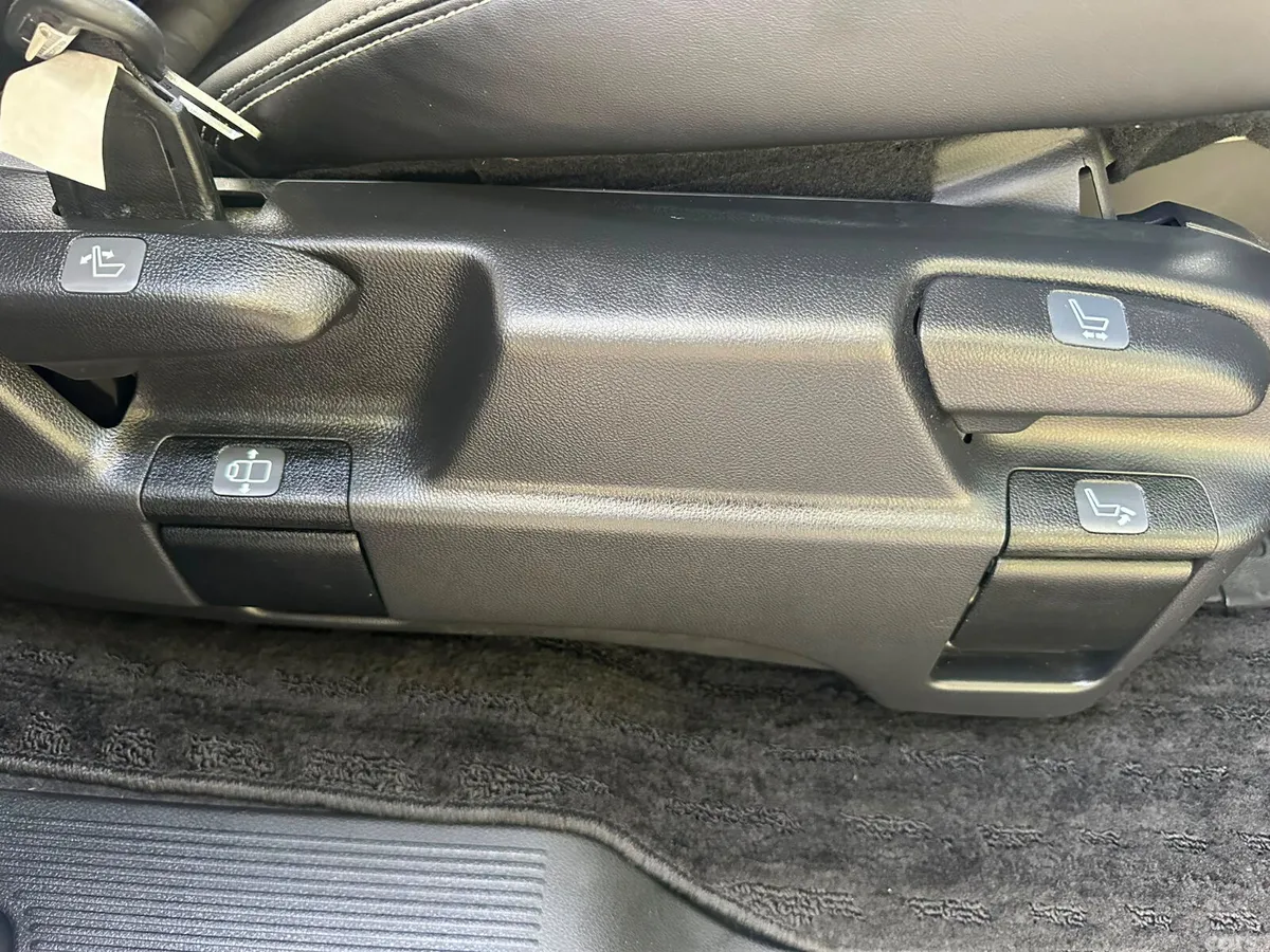 Honda Odyssey MPV, Petrol Hybrid, 2018, White