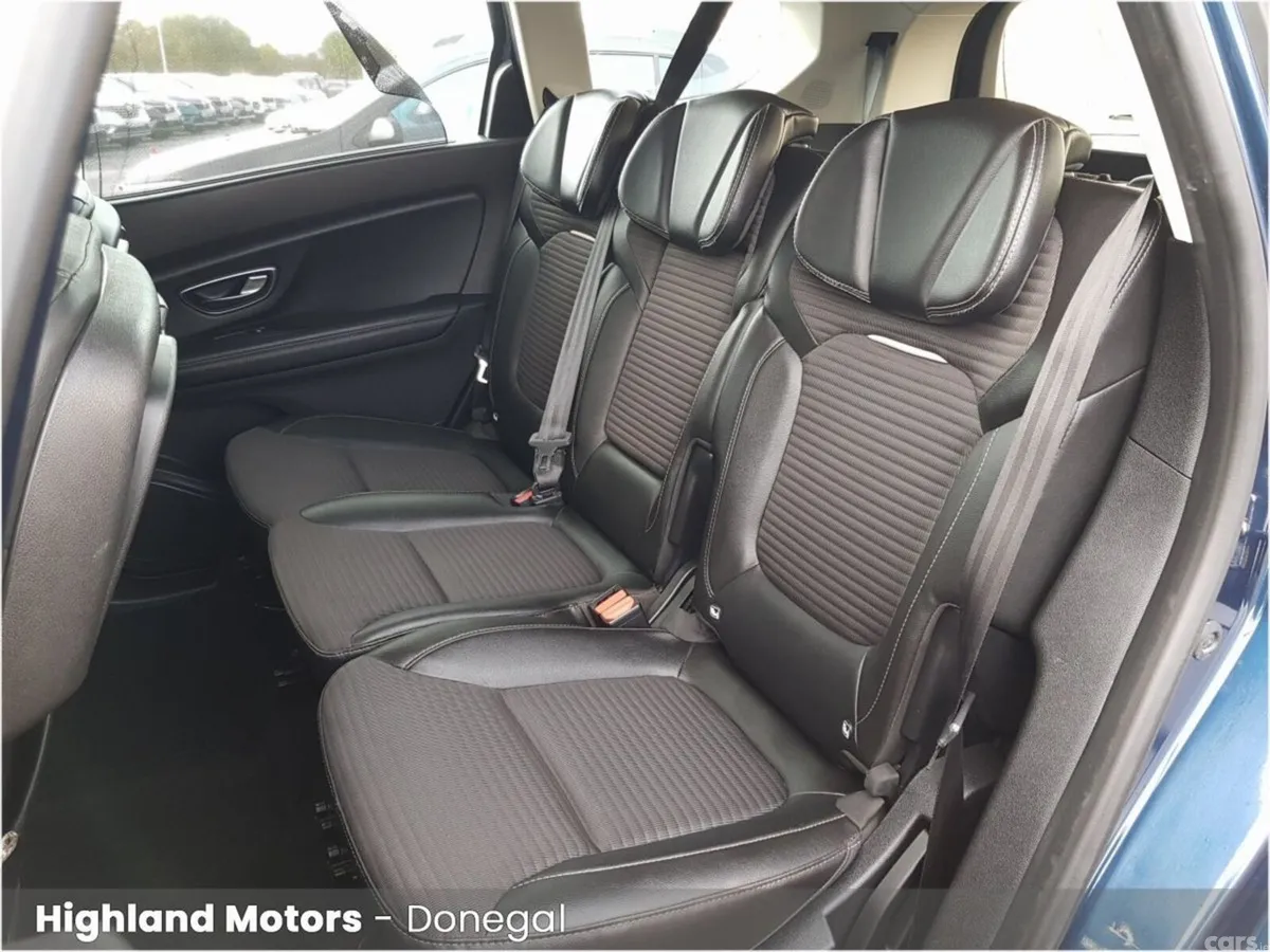 Renault Grand Scenic MPV, Diesel, 2017, Blue