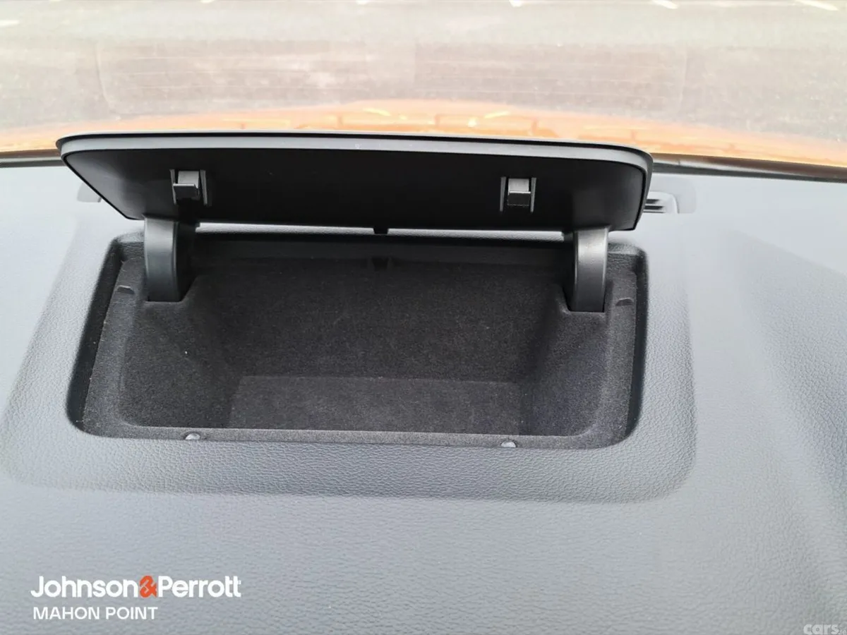 Skoda Karoq Estate, Diesel, 2024, Orange