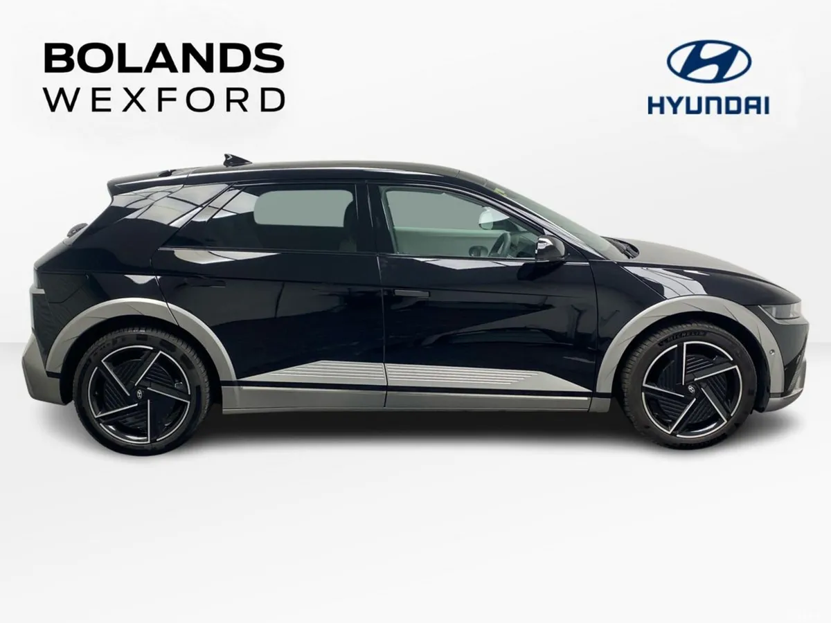 Hyundai IONIQ 5 MPV, Electric, 2026, Black