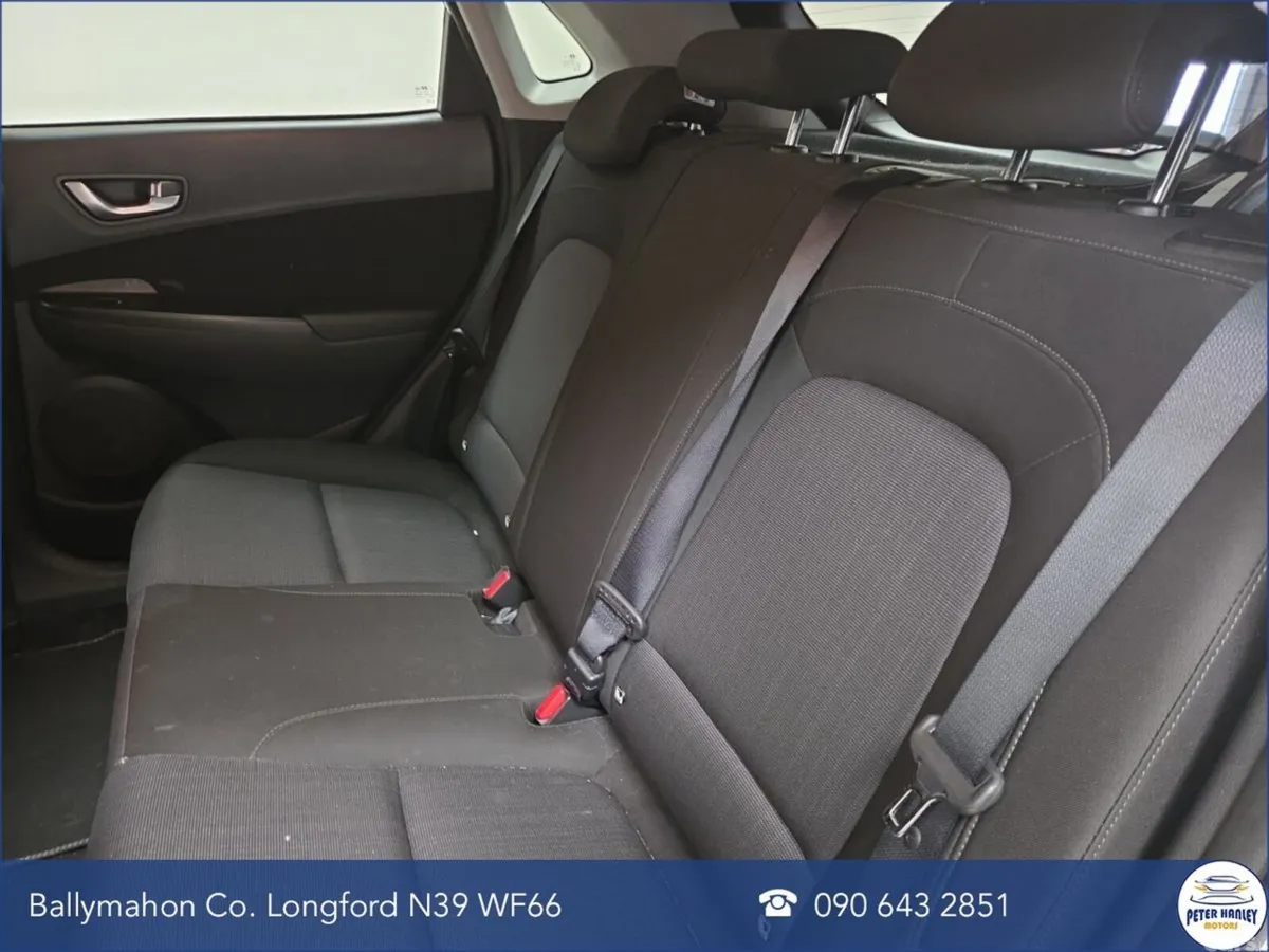 Hyundai KONA MPV, Petrol Hybrid, 2022, White