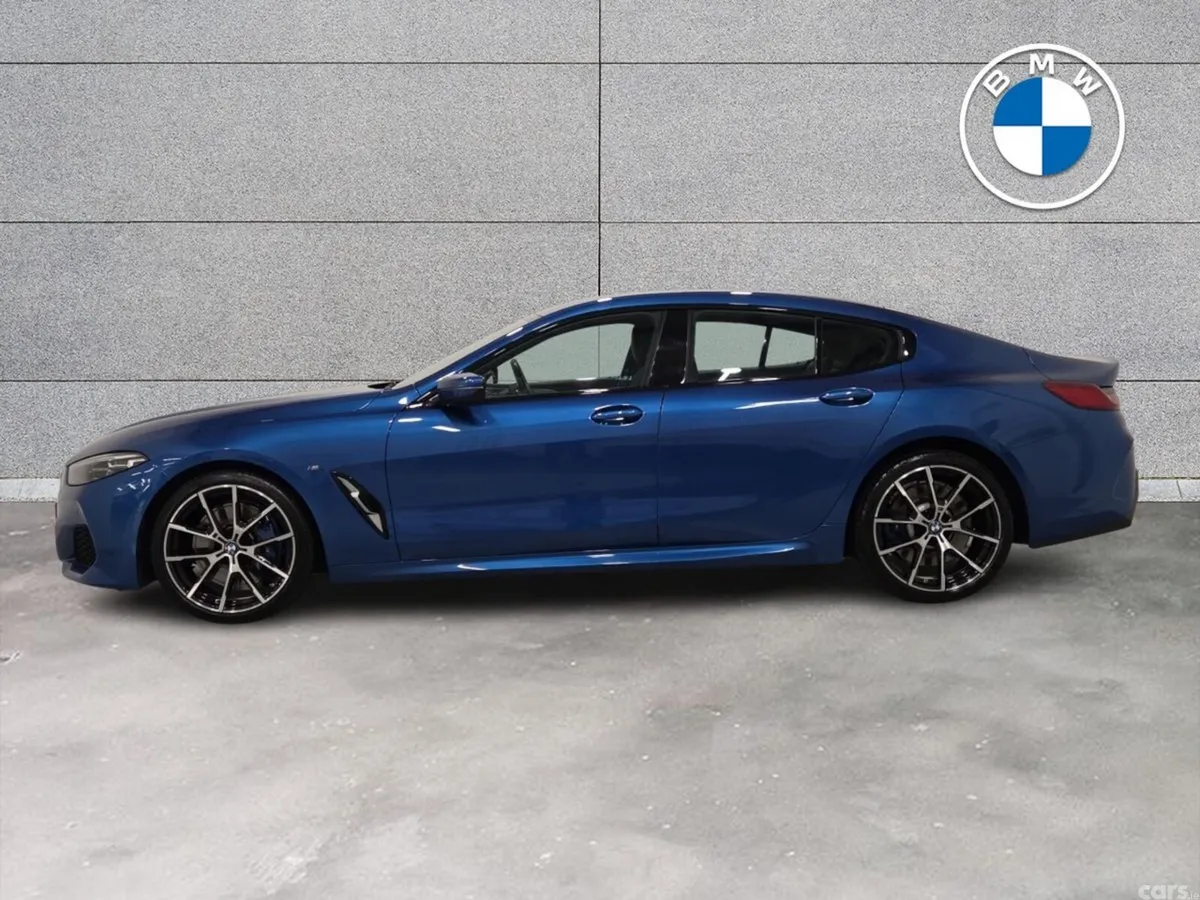 BMW 8-Series Coupe, Petrol, 2020, Blue