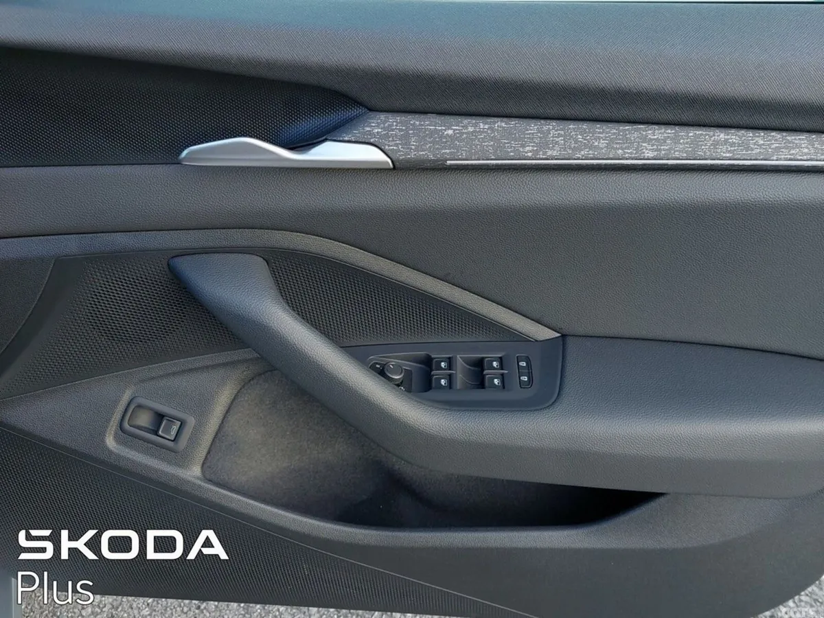 Skoda Superb Saloon, Diesel, 2025, Grey