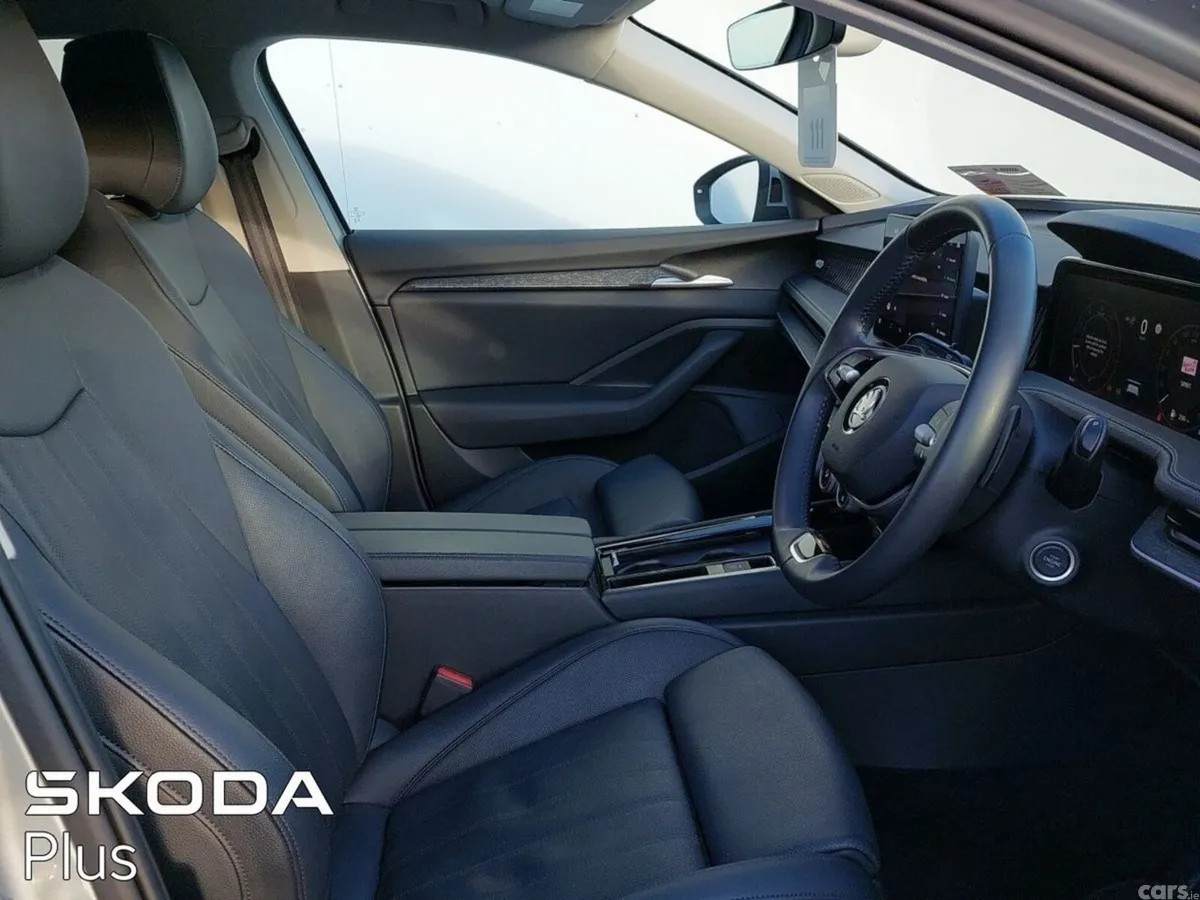 Skoda Superb Saloon, Diesel, 2025, Grey