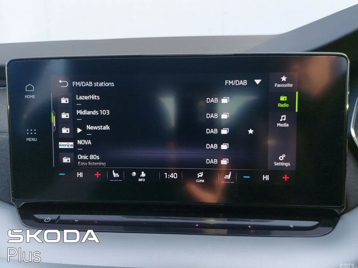 Skoda Octavia Saloon, Diesel, 2023, Black