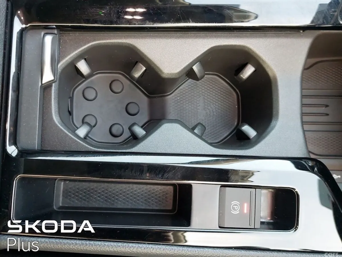 Skoda Superb Saloon, Diesel, 2025, Grey
