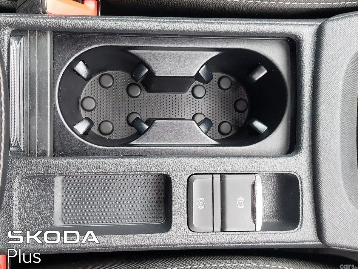 Skoda Octavia Saloon, Diesel, 2024, Black