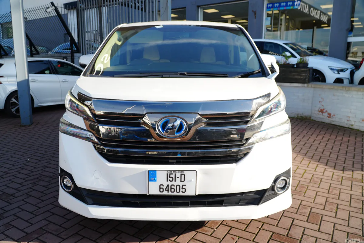 Toyota Alphard Van, Petrol Hybrid, 2015, White