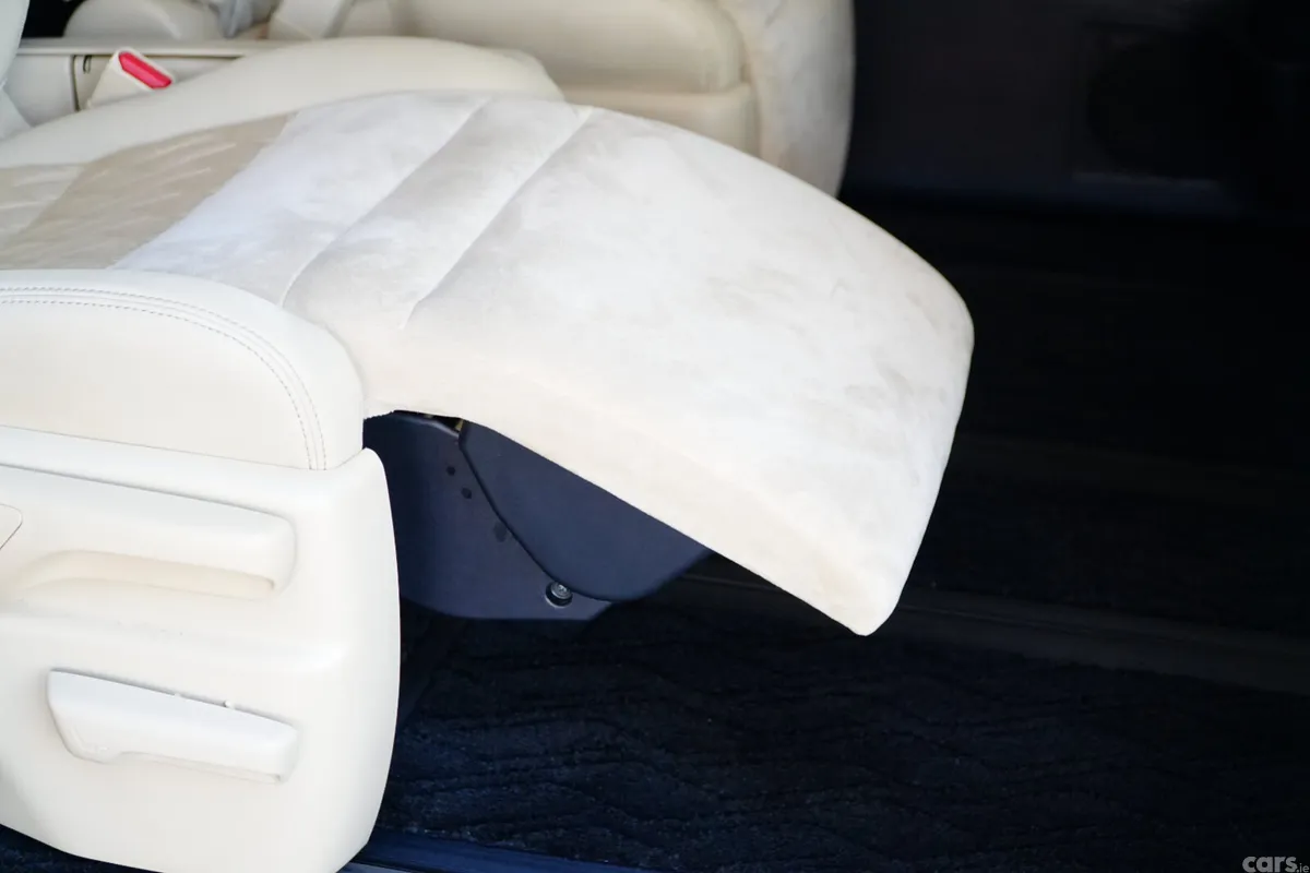 Toyota Alphard Van, Petrol Hybrid, 2015, White