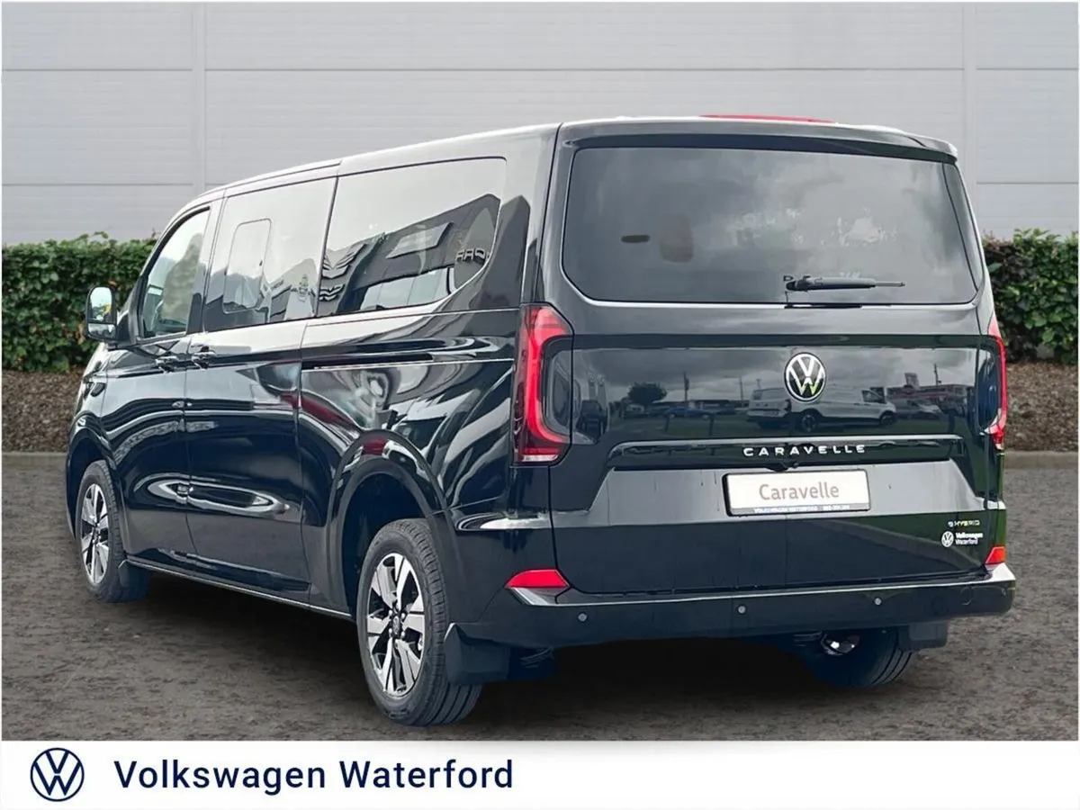 Volkswagen Caravelle MPV, Petrol Plug-in Hybrid, 2026, Black