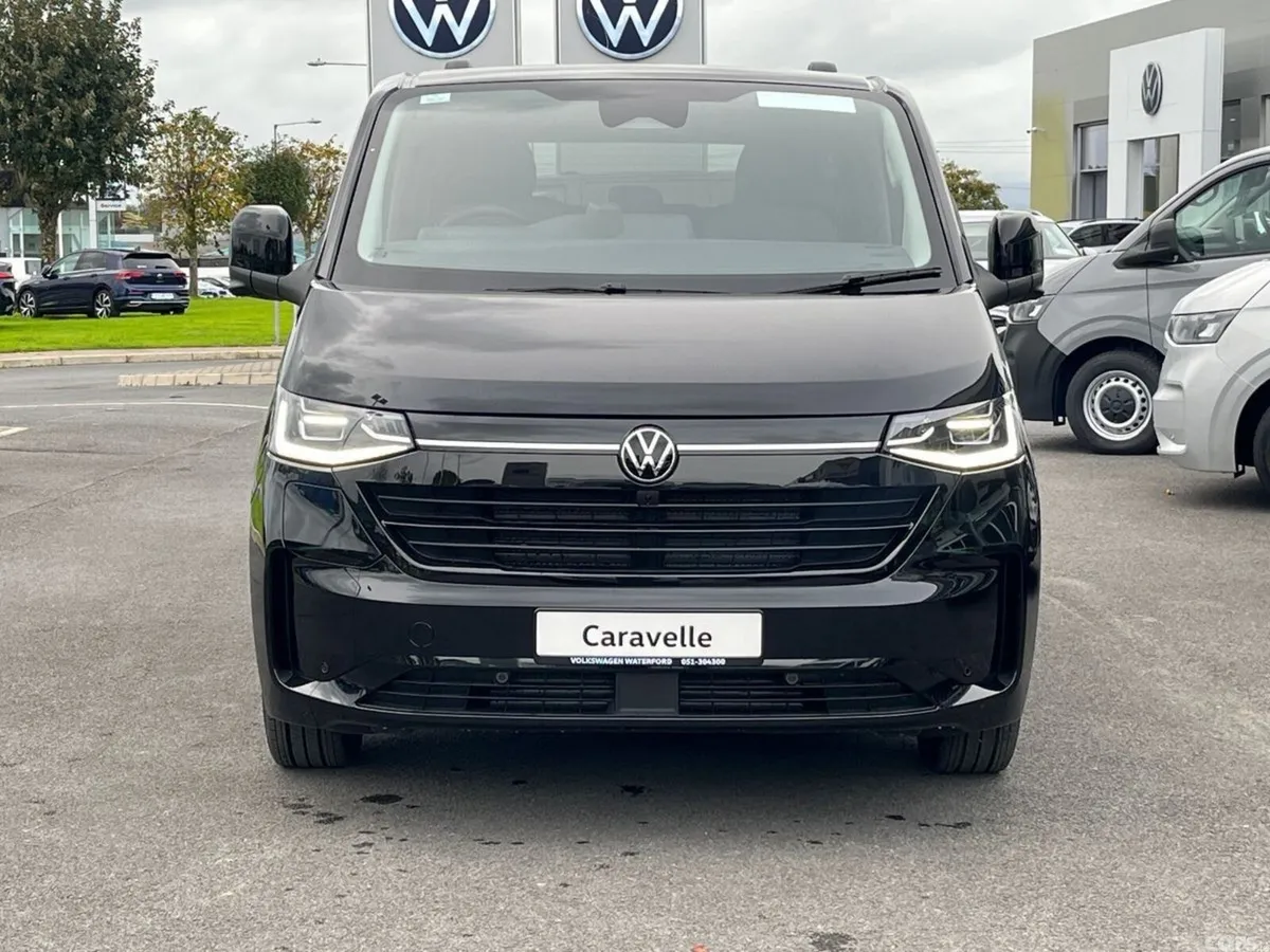Volkswagen Caravelle MPV, Petrol Plug-in Hybrid, 2026, Black
