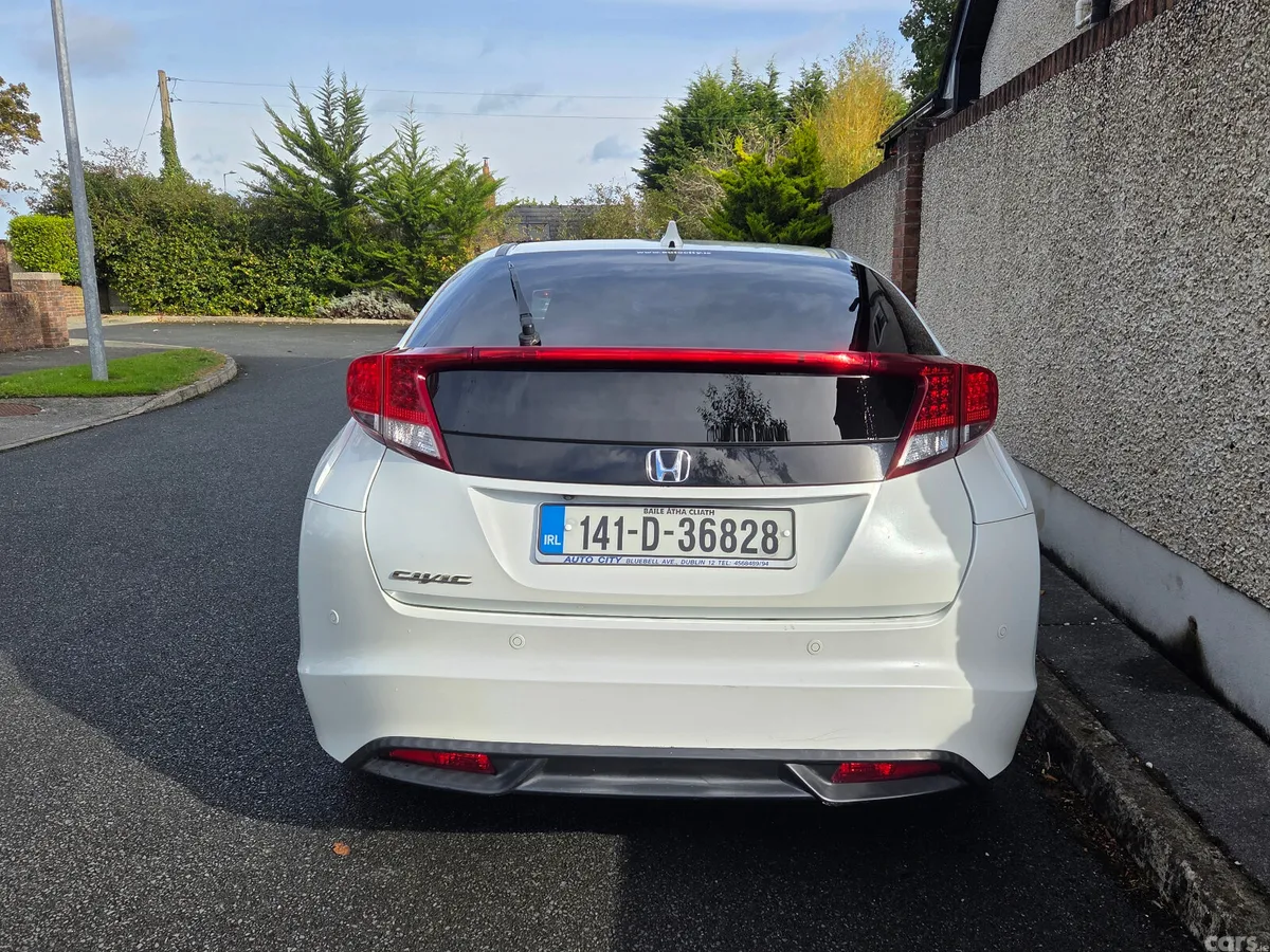 Honda Civic Hatchback, Diesel, 2014, White