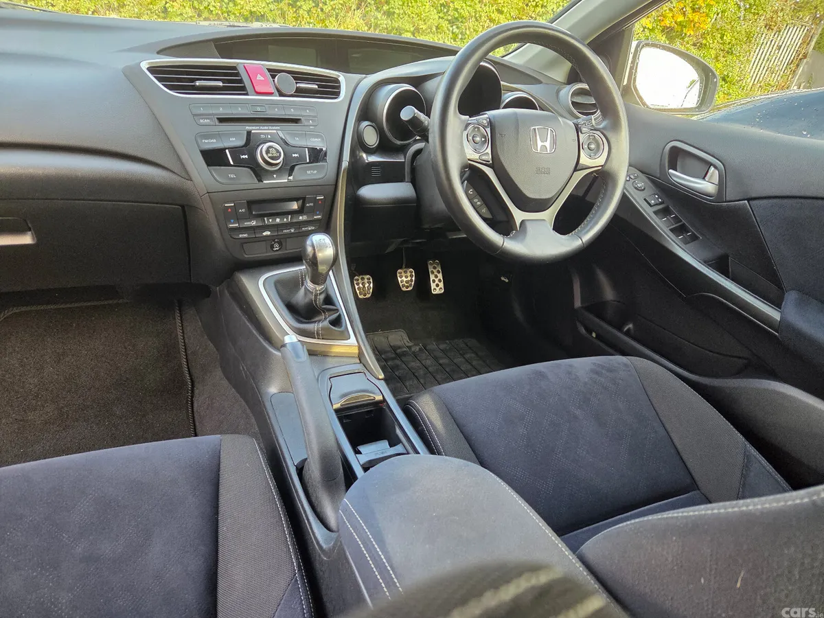 Honda Civic Hatchback, Diesel, 2014, White