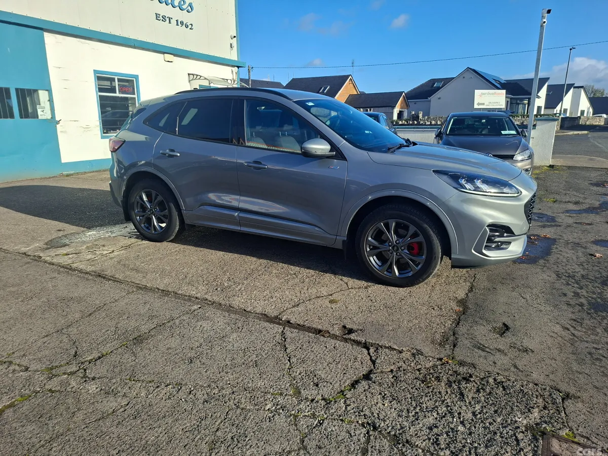 Ford Kuga SUV, Petrol Hybrid, 2023, Grey