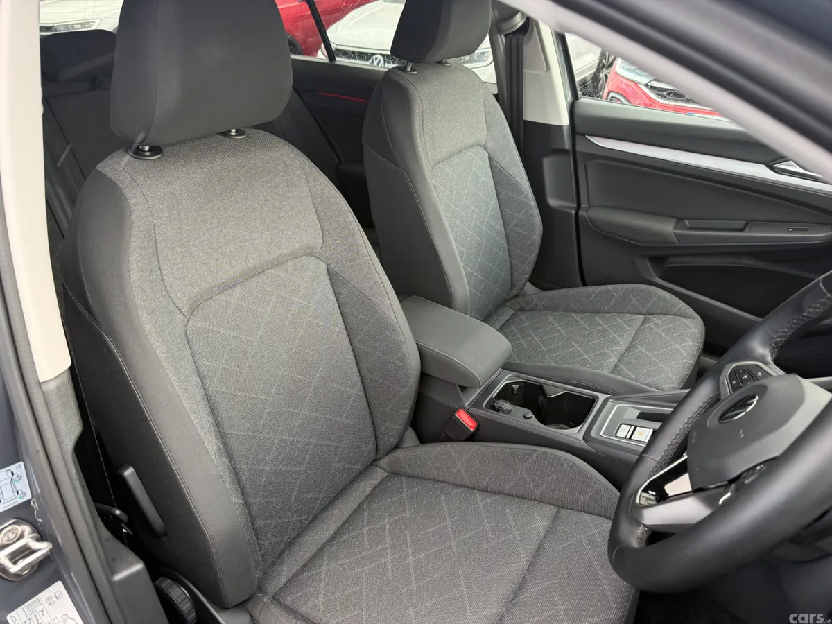 Volkswagen Golf Hatchback, Diesel, 2022, Grey