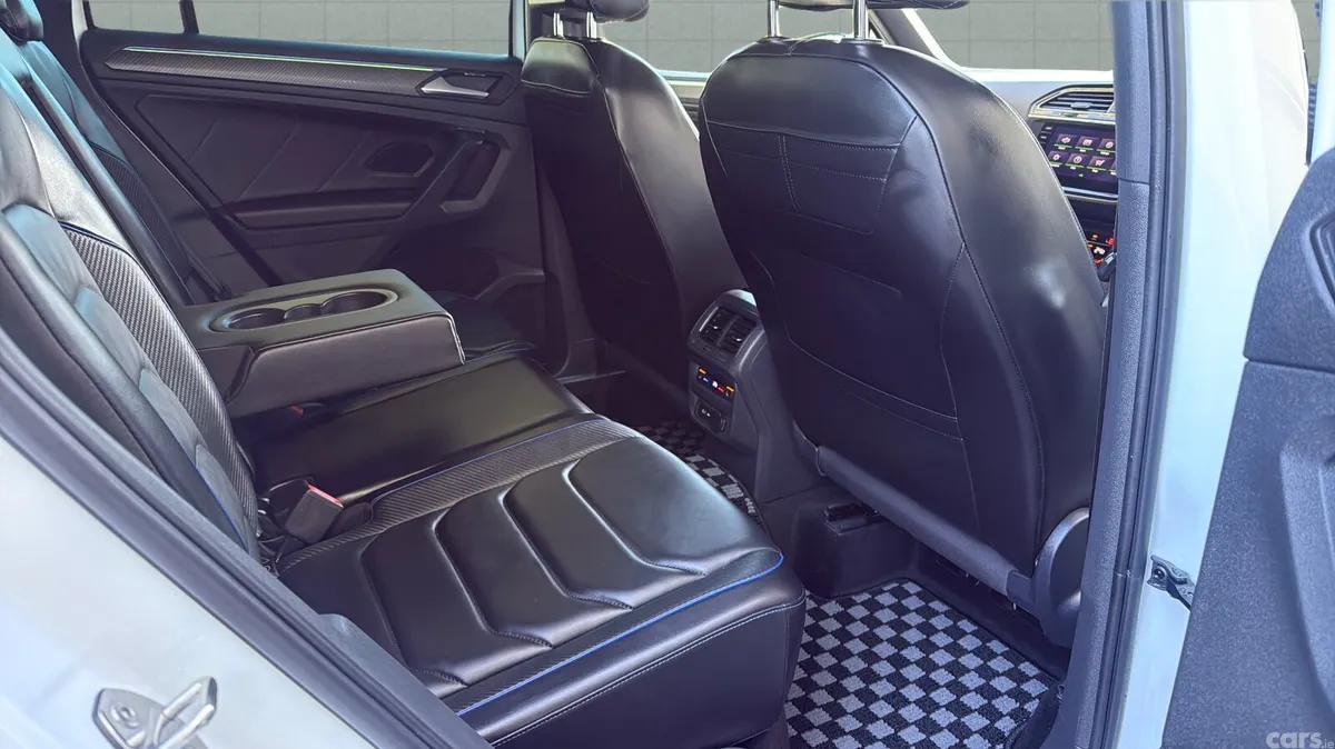 Volkswagen Tiguan SUV, Petrol, 2021, White