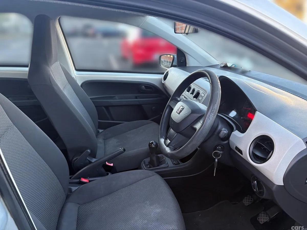 SEAT Mii Hatchback, Petrol, 2014, Silver