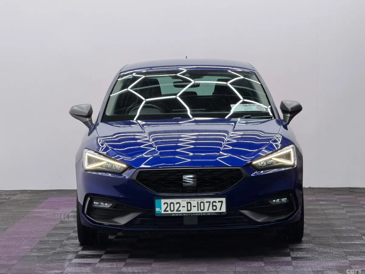 SEAT Leon Estate, Petrol, 2020, Blue