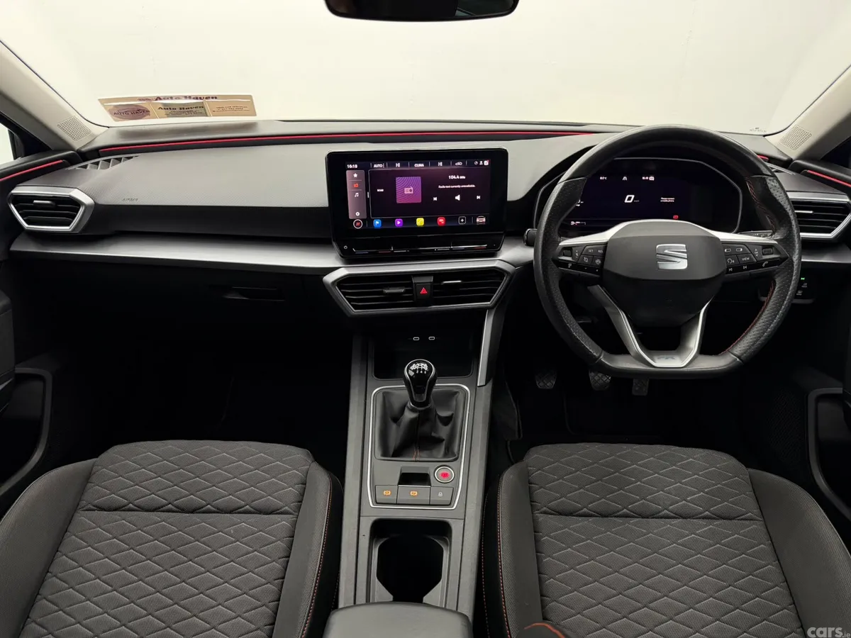 SEAT Leon Estate, Petrol, 2020, Blue