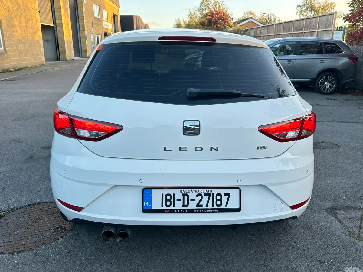 SEAT Leon Hatchback, Petrol, 2018, White