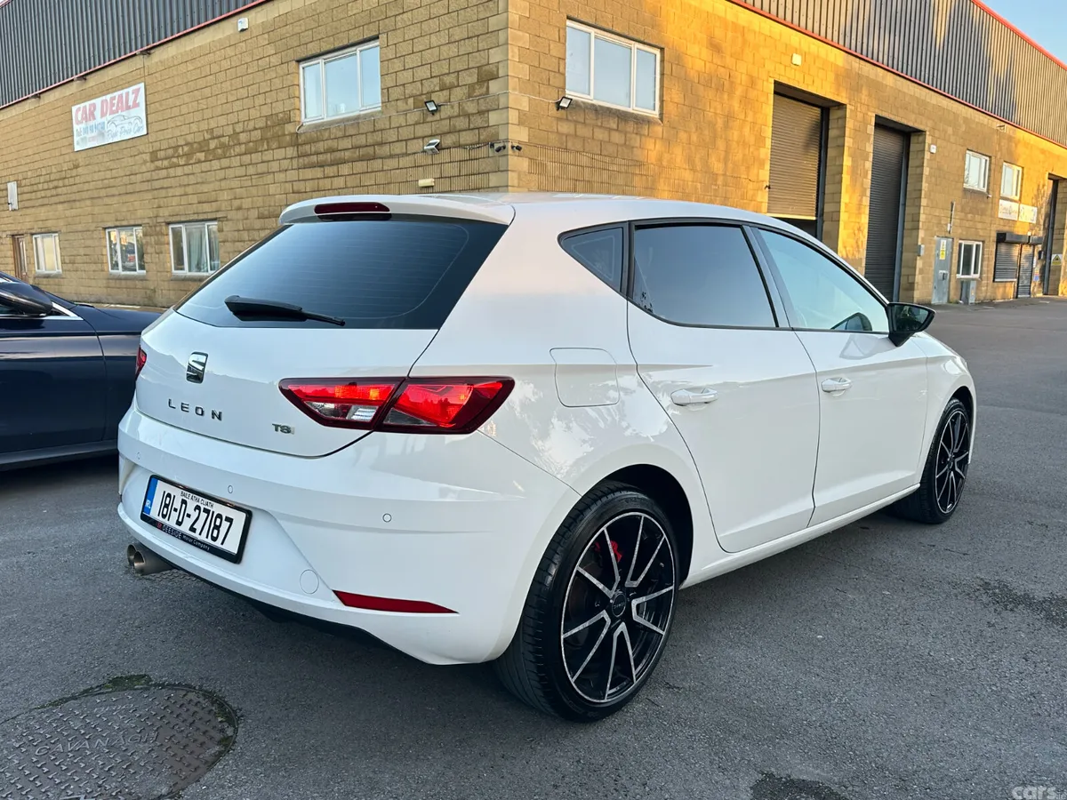 SEAT Leon Hatchback, Petrol, 2018, White