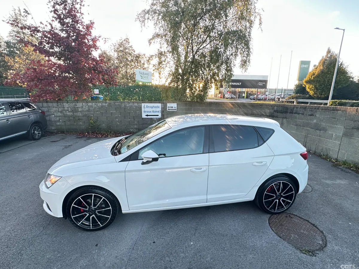 SEAT Leon Hatchback, Petrol, 2018, White