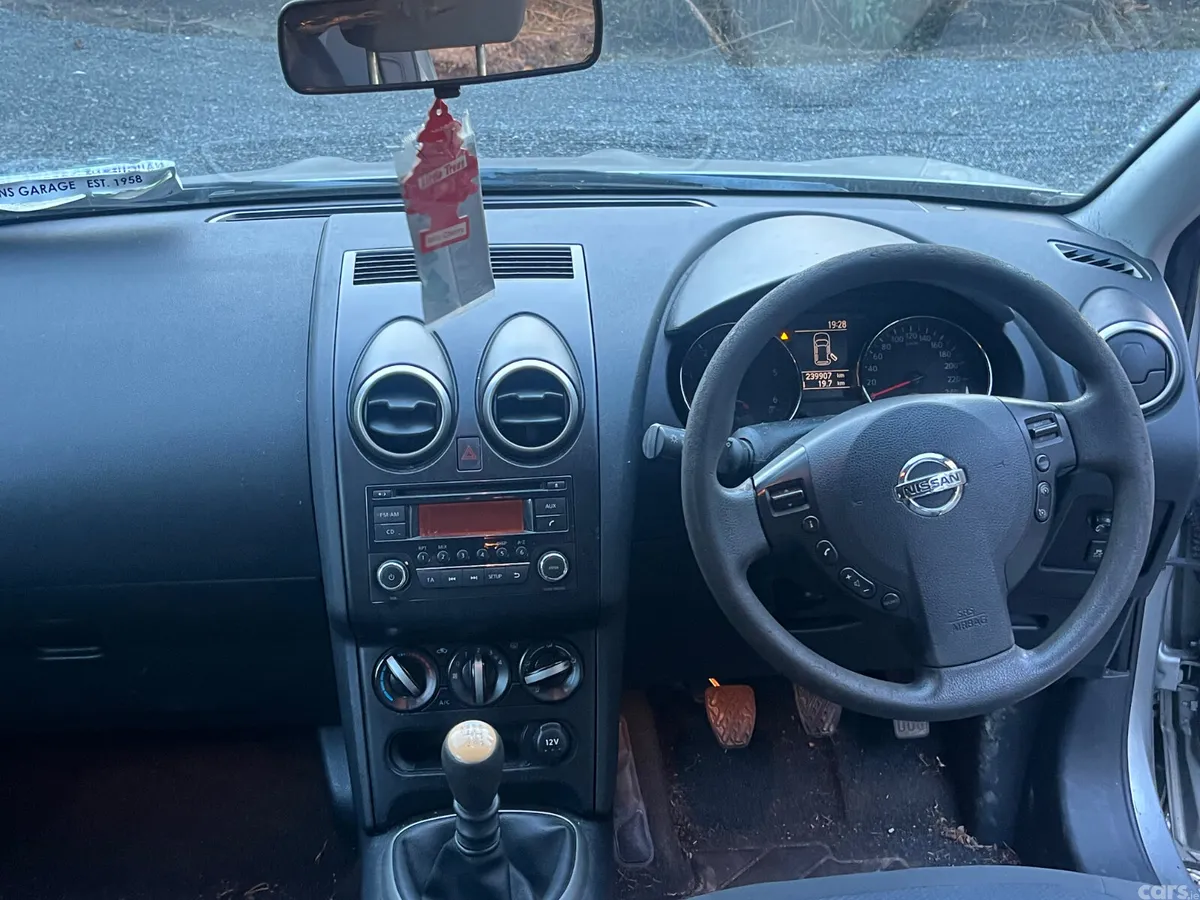 Nissan Qashqai+2 MPV, Diesel, 2013, Silver