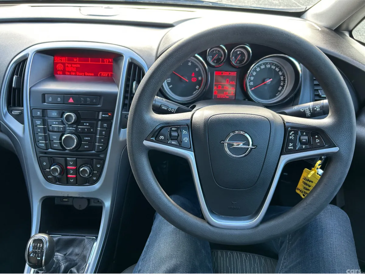 Opel Astra Saloon, Diesel, 2016, White