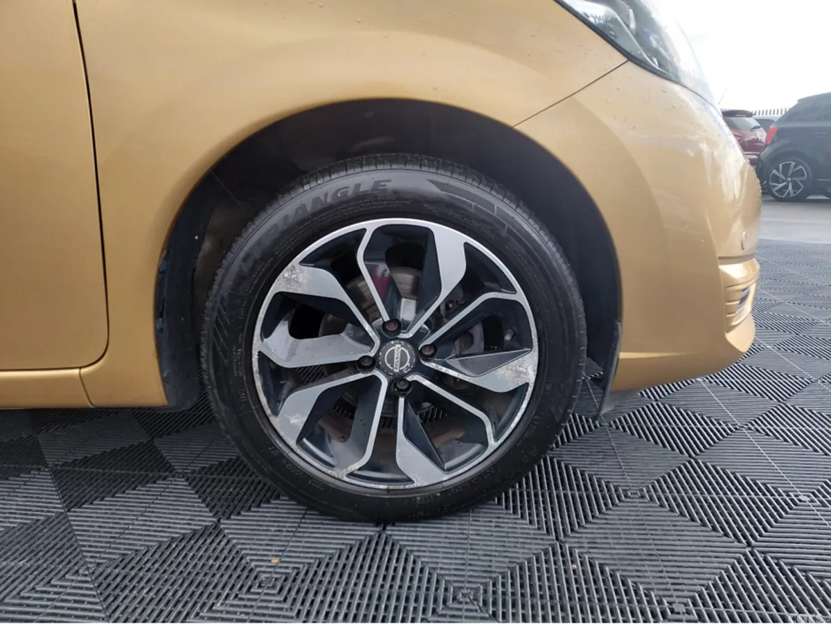 Nissan Note Hatchback, Petrol, 2016, Gold
