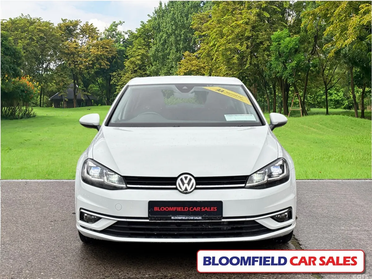 Volkswagen Golf Hatchback, Petrol, 2017, White