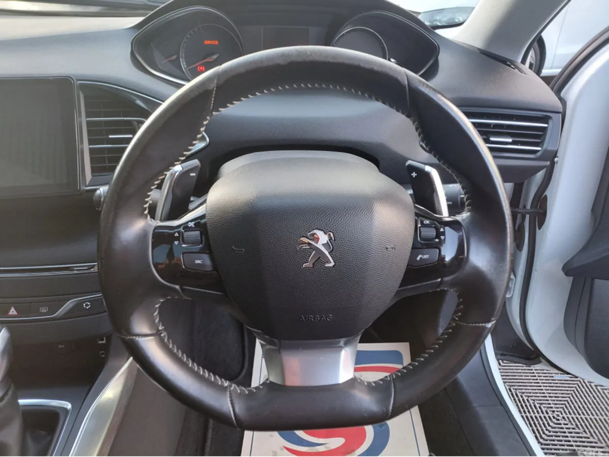Peugeot 308 Estate, Petrol, 2016, White