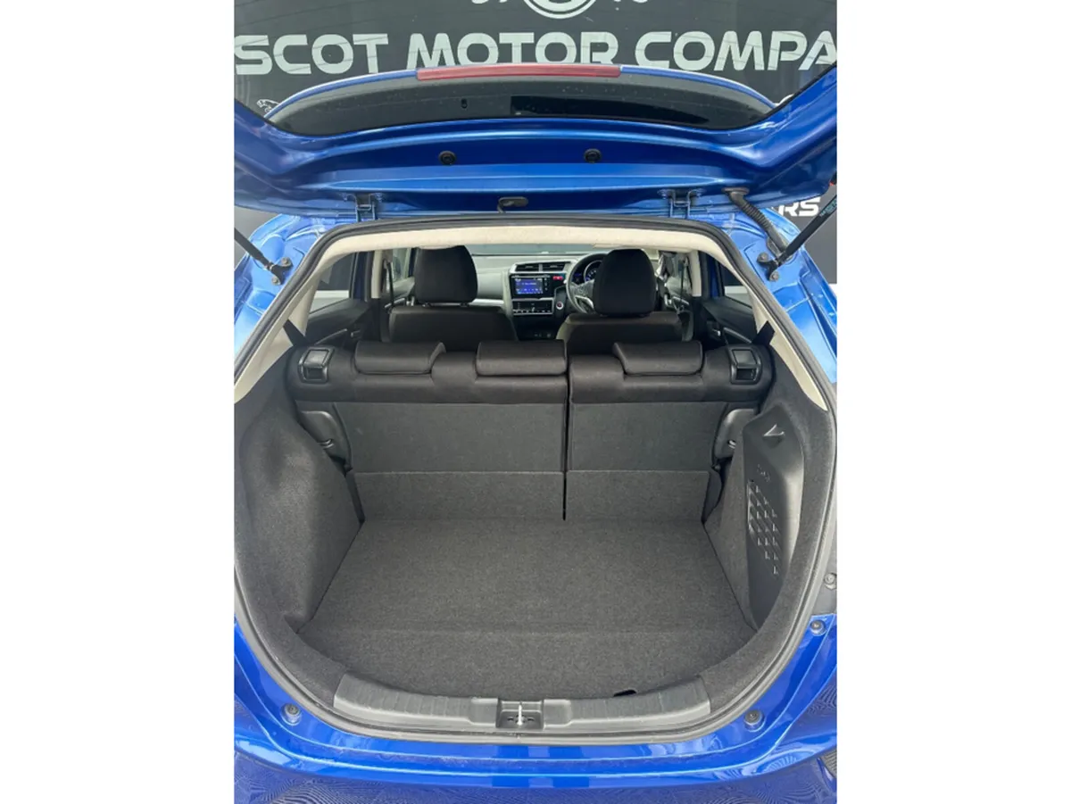 Honda Fit Hatchback, Petrol Hybrid, 2014, Blue