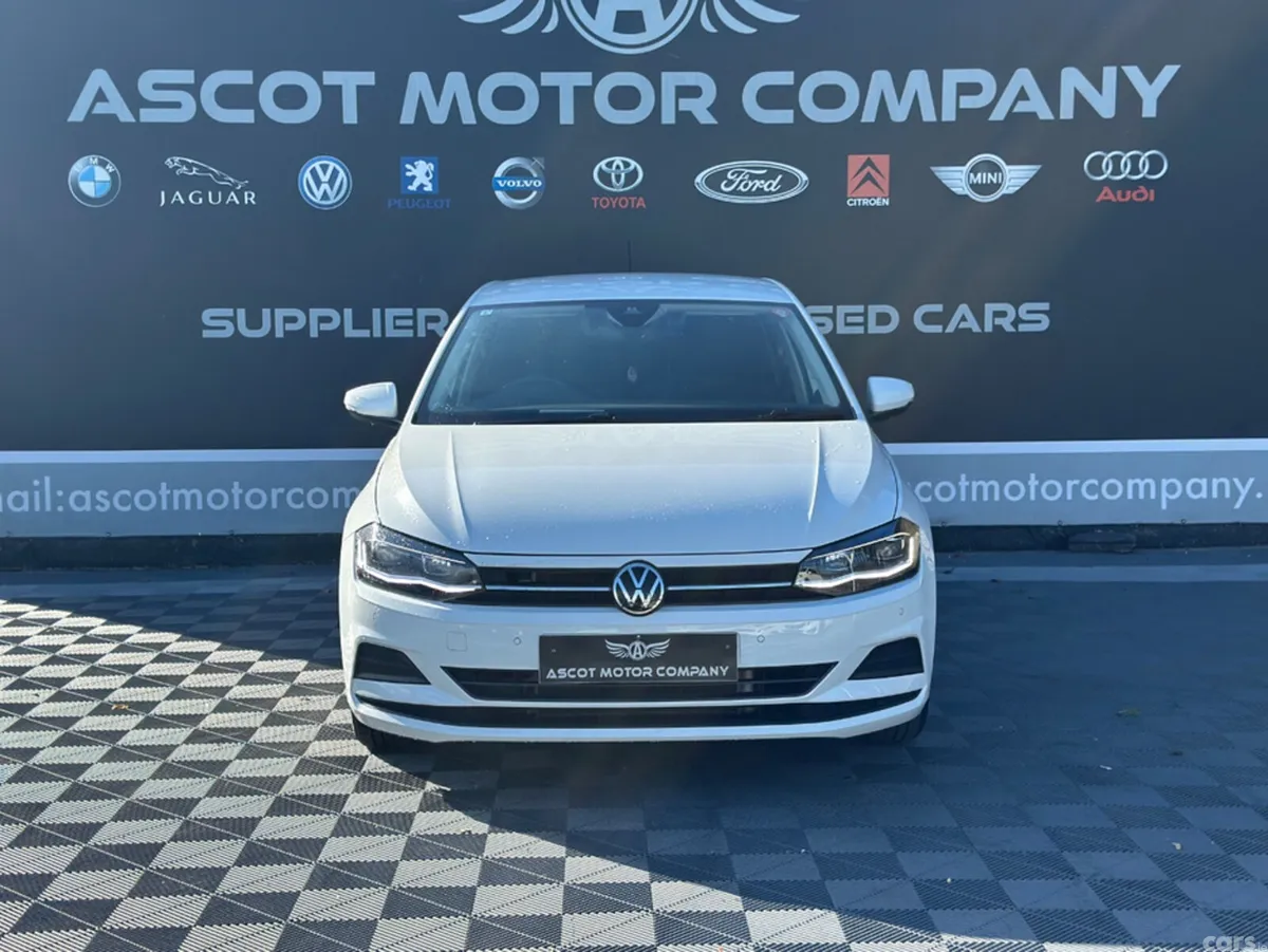 Volkswagen Polo Hatchback, Petrol, 2021, White
