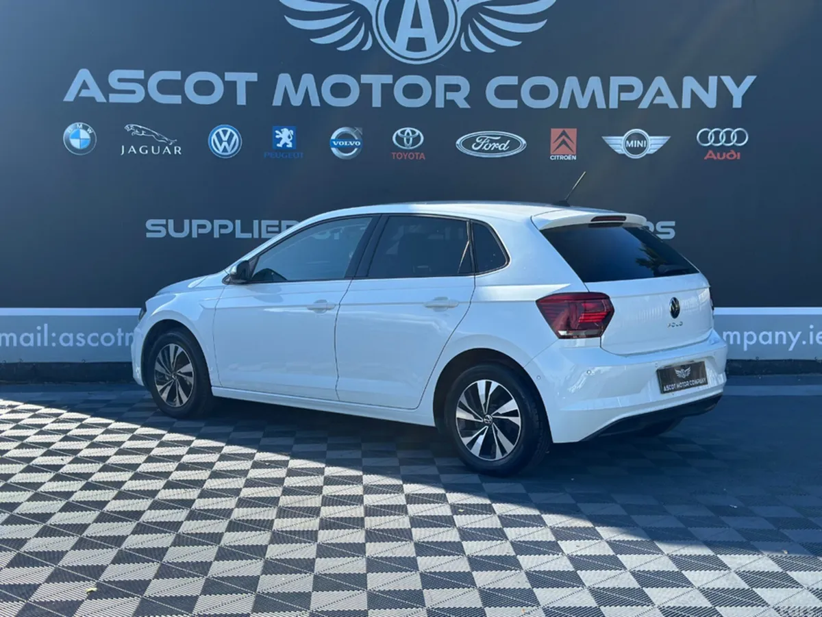 Volkswagen Polo Hatchback, Petrol, 2021, White