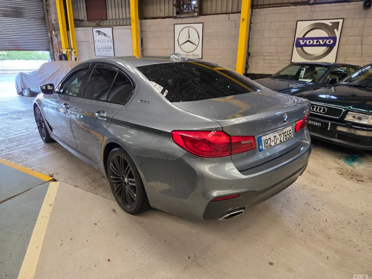 BMW 5-Series Saloon, Petrol Plug-in Hybrid, 2018, Blue