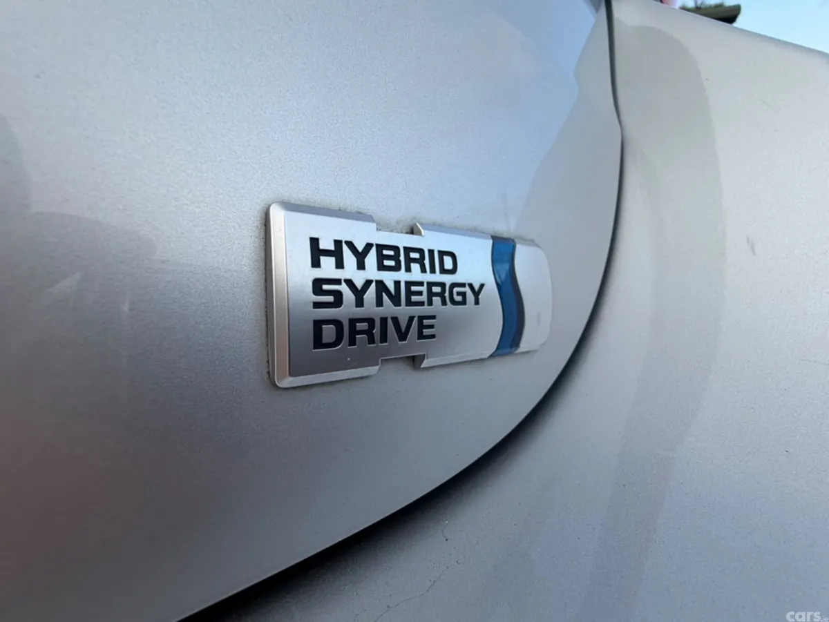 Toyota Yaris Hatchback, Petrol Hybrid, 2020, Silver