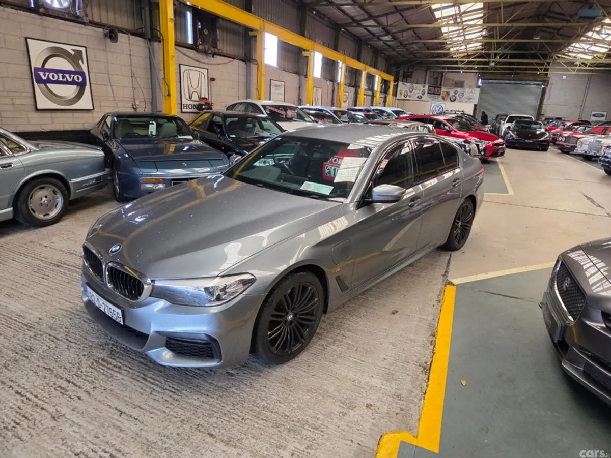 BMW 5-Series Saloon, Petrol Plug-in Hybrid, 2018, Blue
