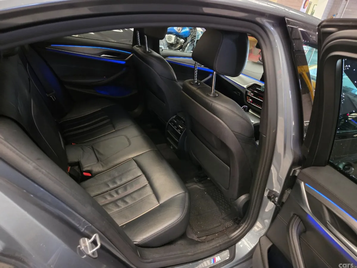 BMW 5-Series Saloon, Petrol Plug-in Hybrid, 2018, Blue